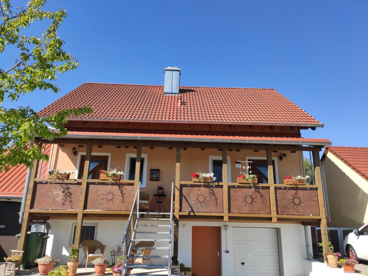 Appartment Im Seeblick Bodenwohr エクステリア 写真